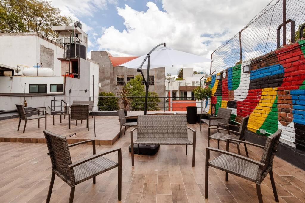 Habitación en casa particular Experience México Condesa, Location, Rooftop Terrace, Coworking, Amazing Artistic Place