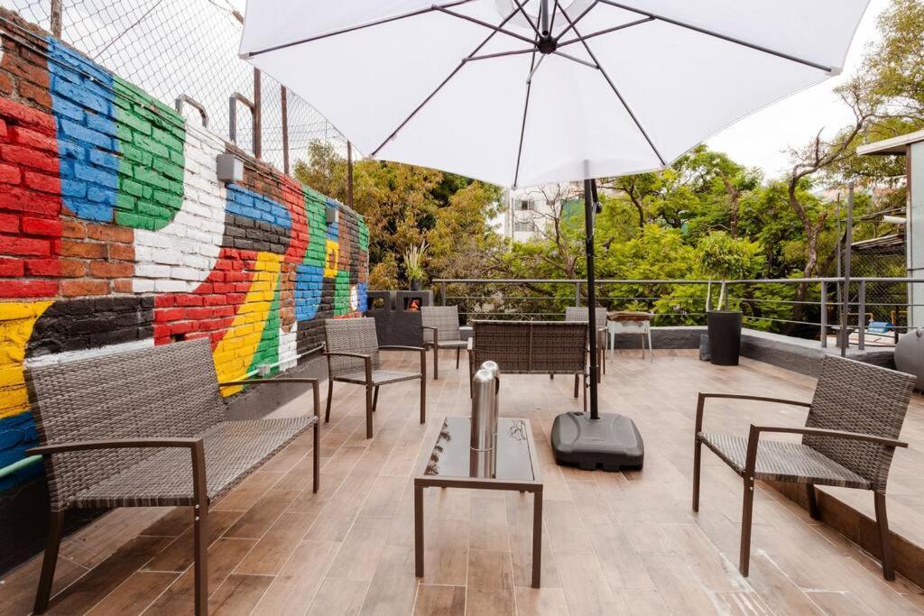 Experience México Condesa, Location, Rooftop Terrace, Coworking, Amazing Artistic Place *