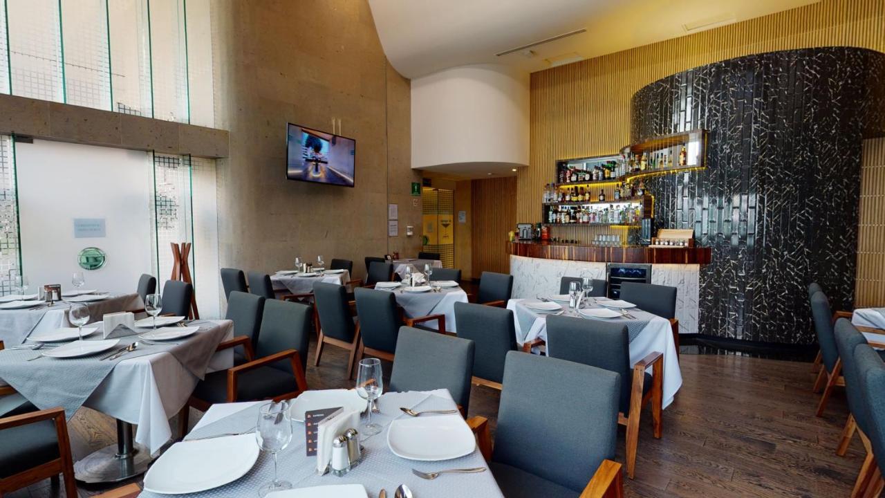 Patriotismo Hotel