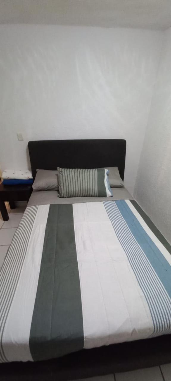 Hostal Ahuehuetes *