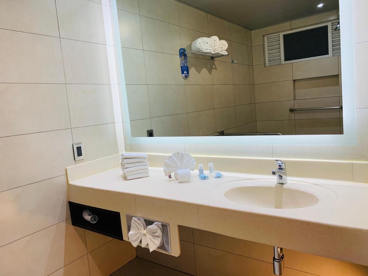 Holiday Express - Basilica By Ihg 4*
