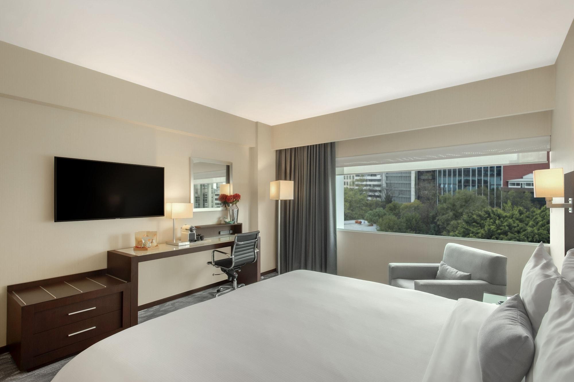 Novit Hotel 4*