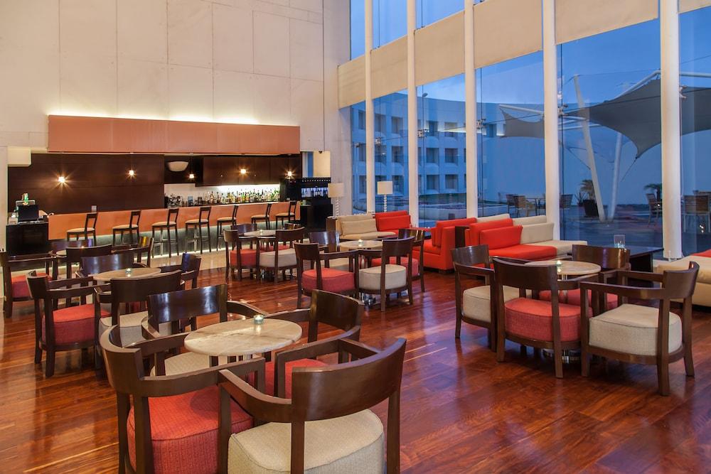 Nh Collection Mexico Airport T2 Hotel 4*