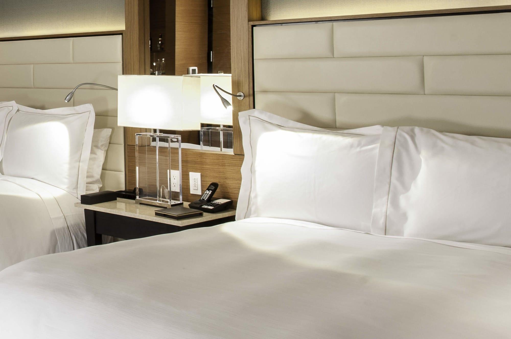 Hotel Live Aqua Urban 5*