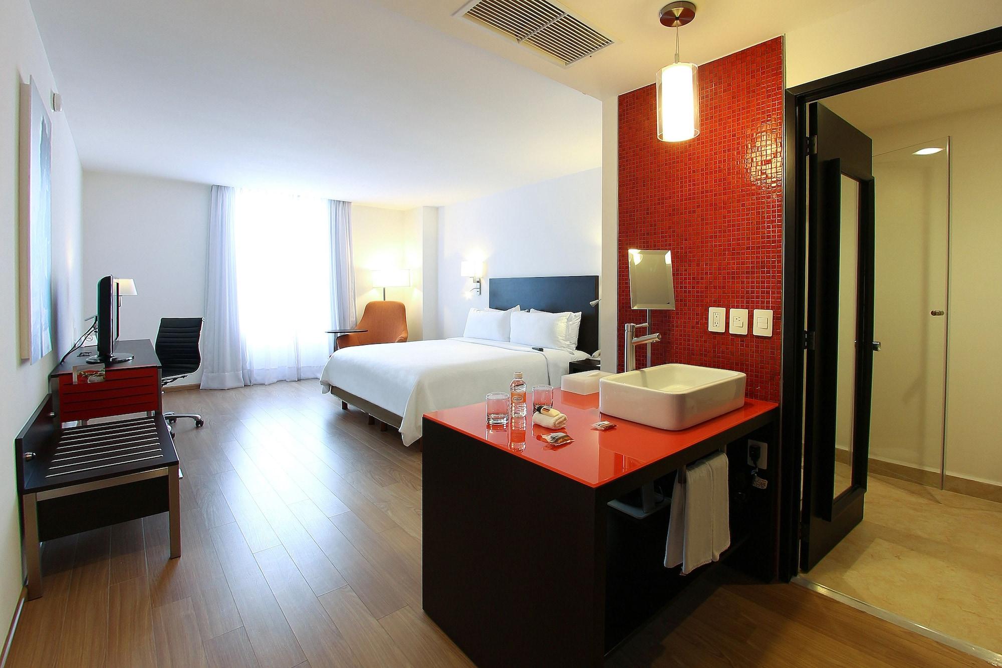 Hotel Fiesta Express Naucalpan 4*