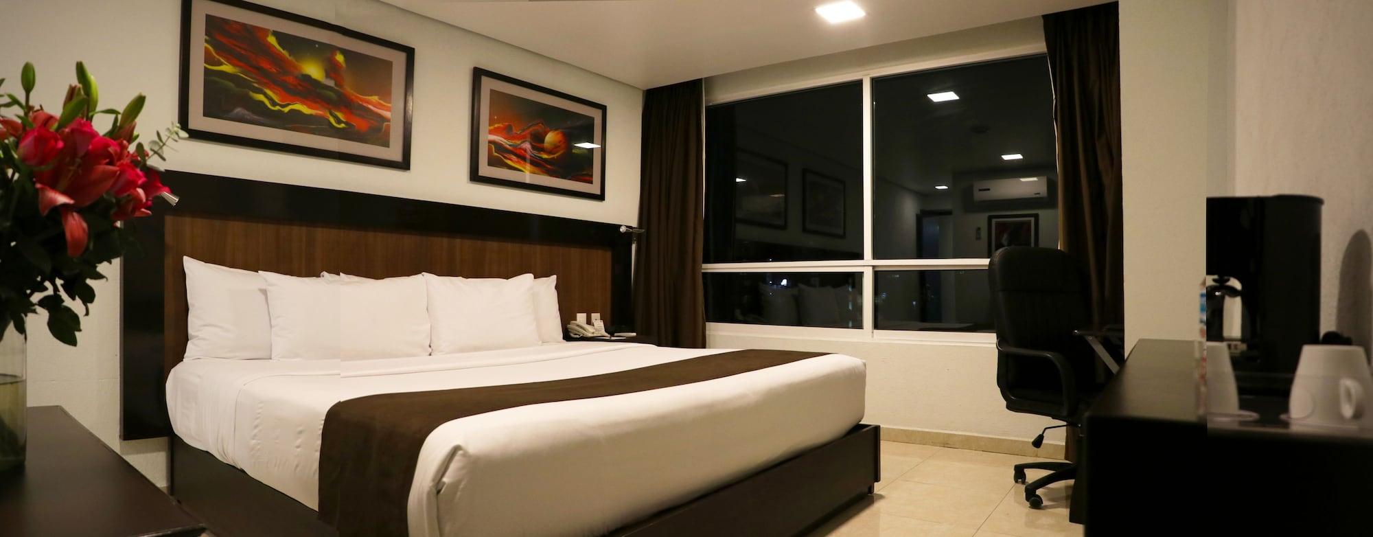 & Pf Hotel