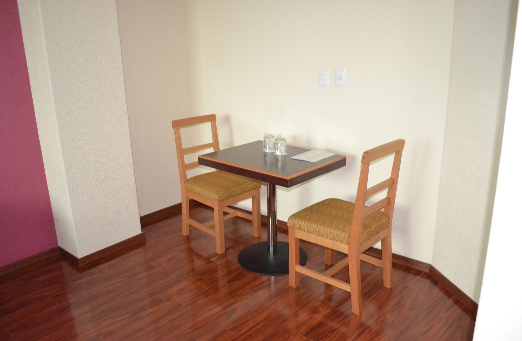 Hotel & Panama 4*
