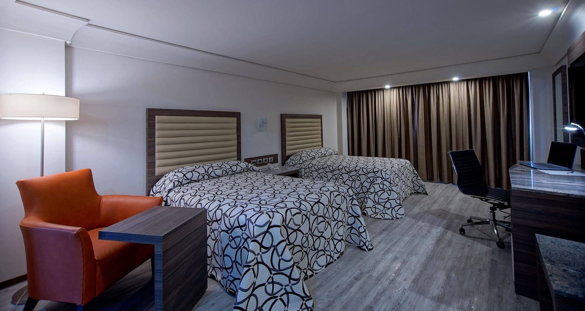Econo Express 3*