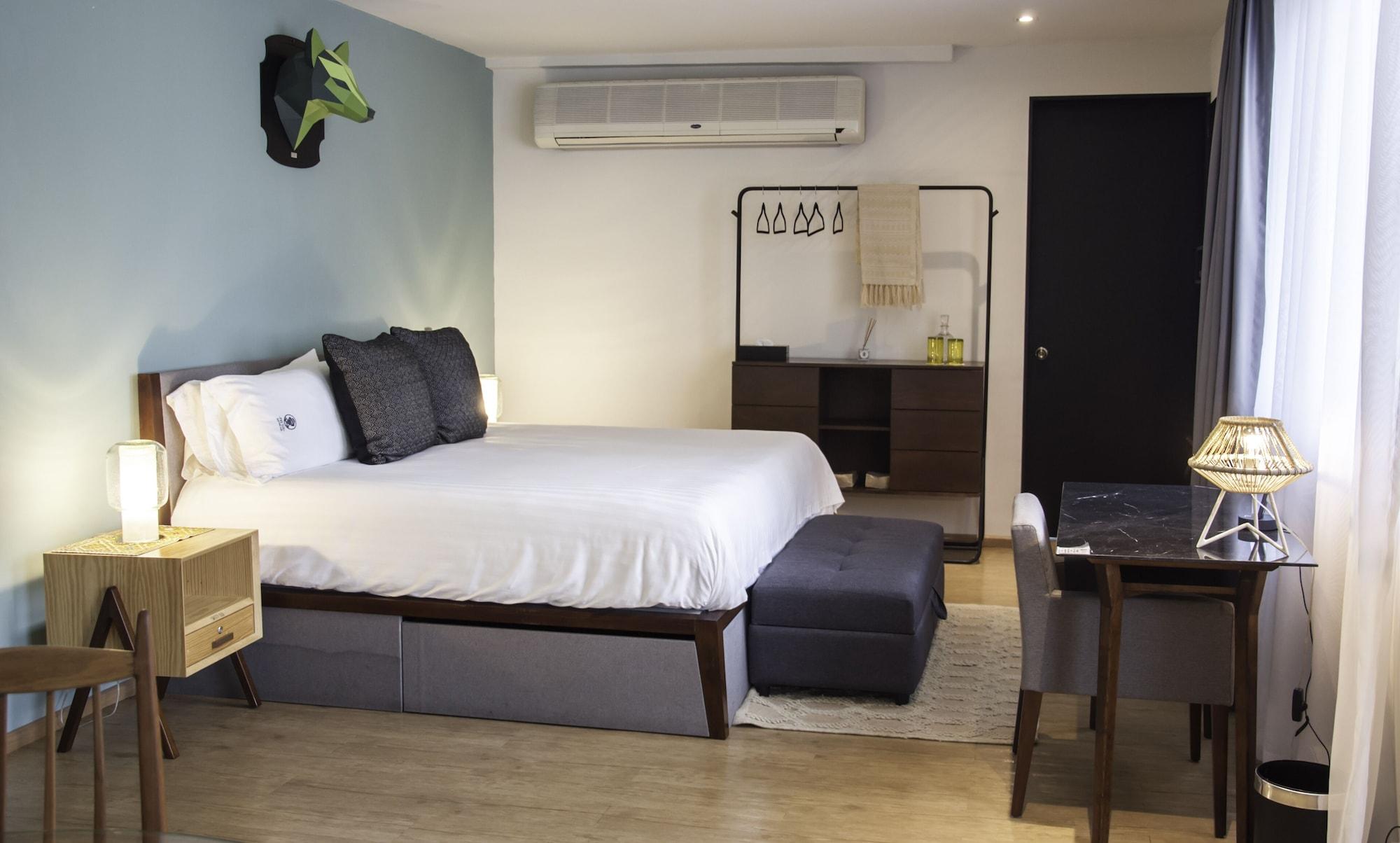 Pugseal Polanco 3*