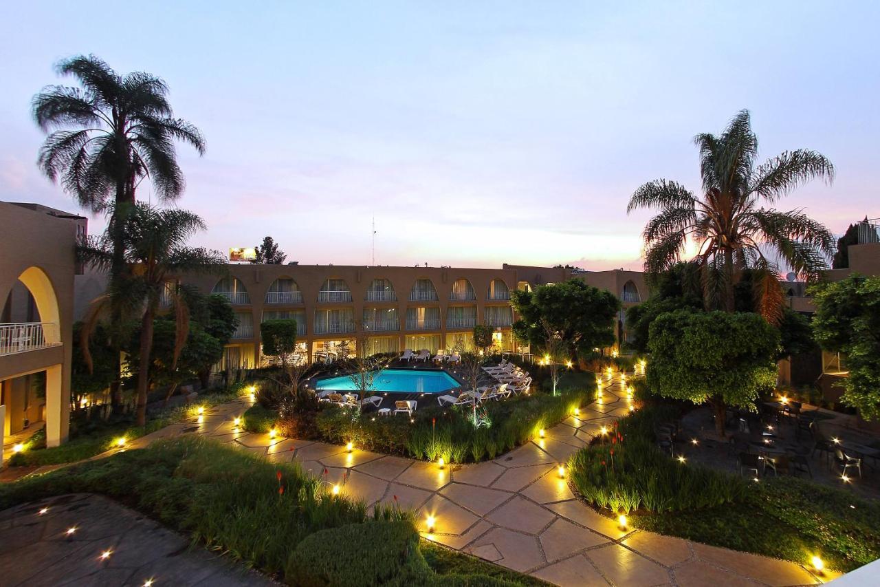 Hotel Fiesta Aeropuerto Cd 3*