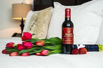 Berna 12 Aparthotel 3*