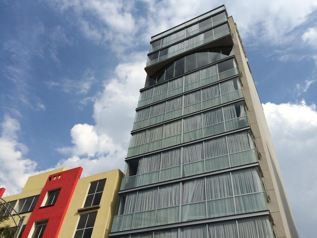 Block Hotel 4*