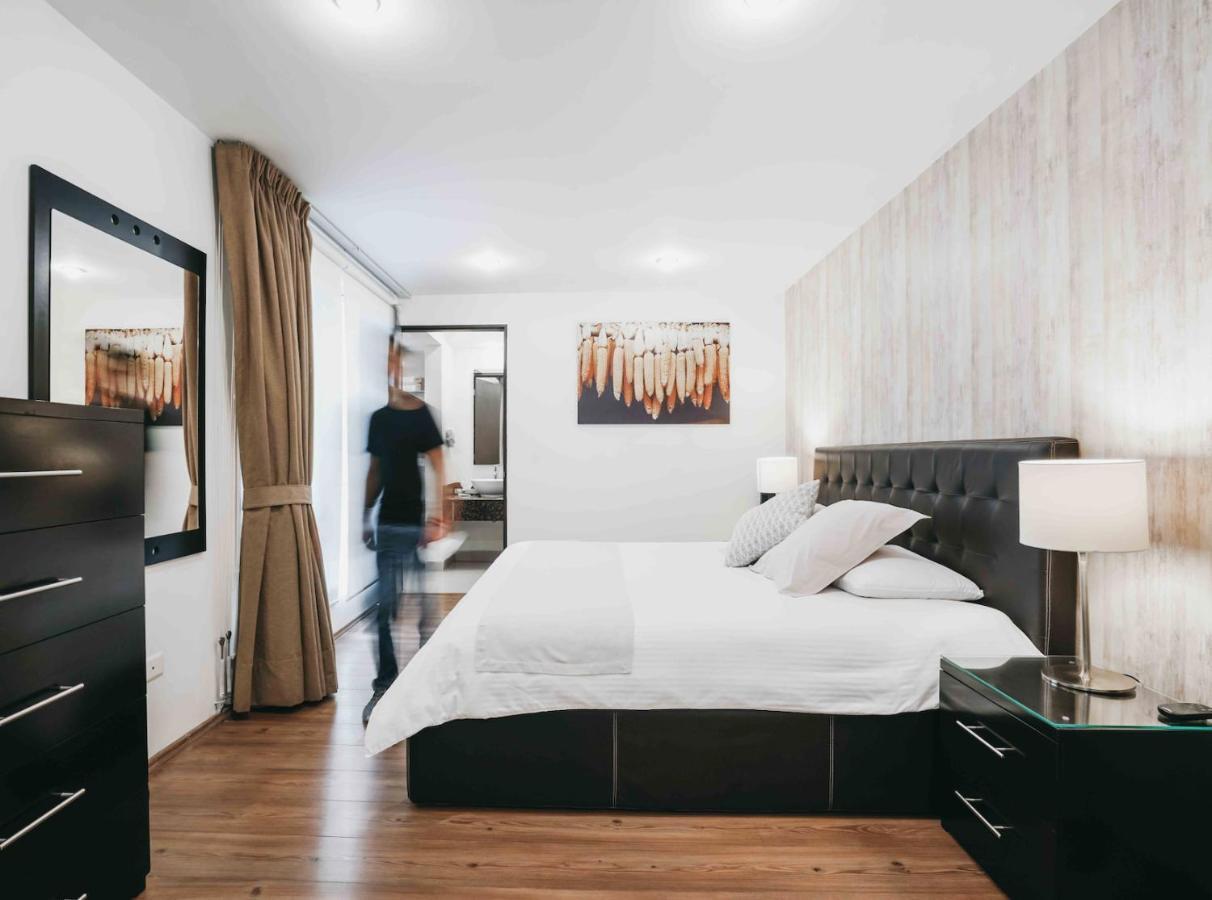 Apartahotel Suites Cicerón