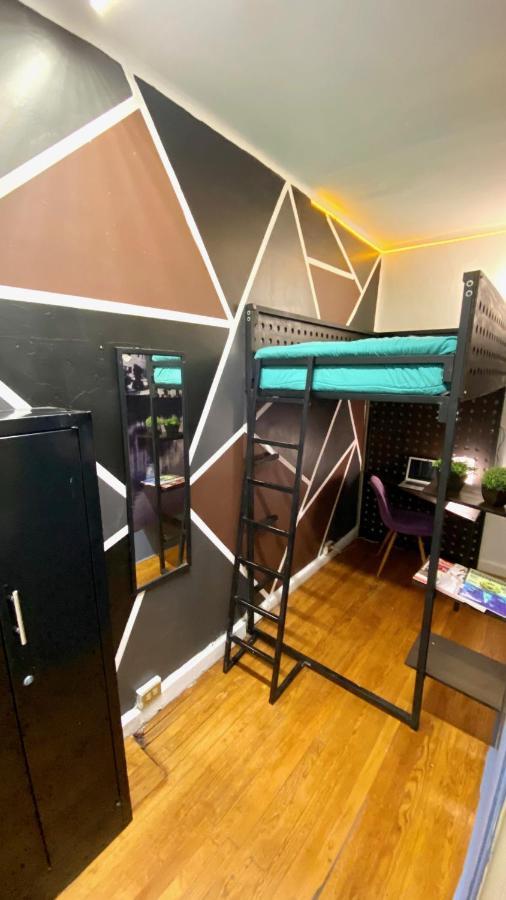 Hostal Roomies Condesa