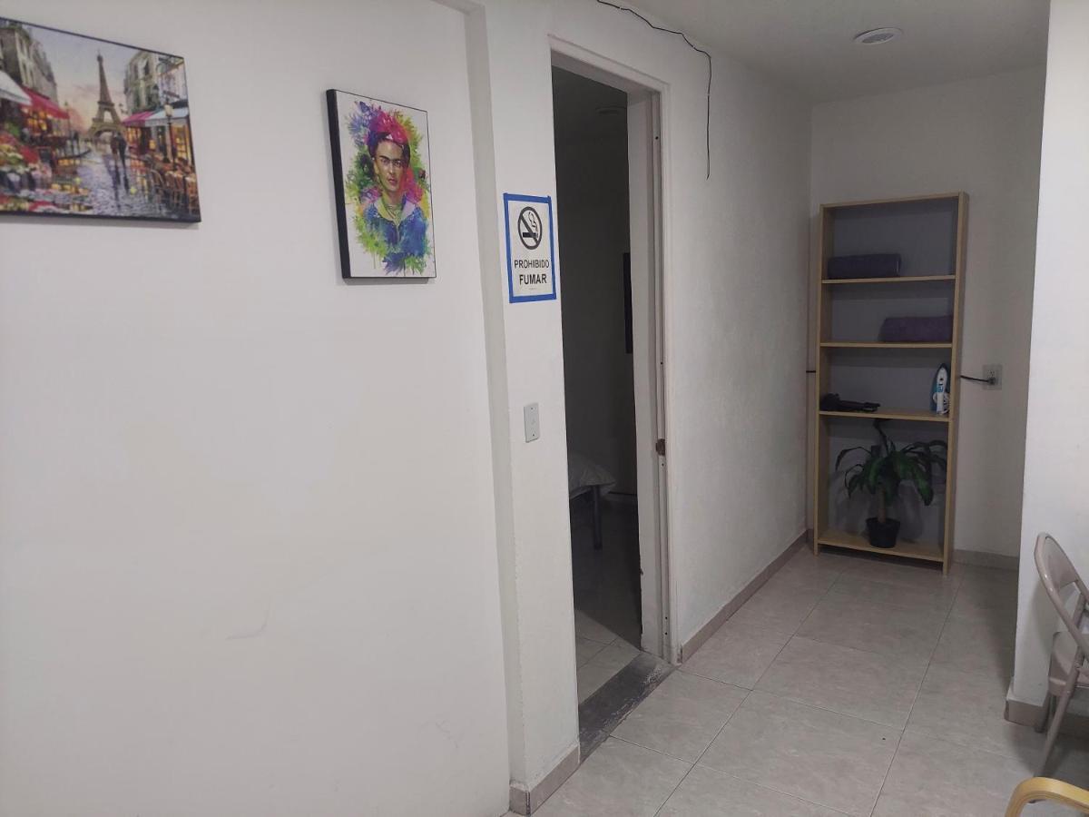 Homestay H5 - Privada A 200 Mt Del Aepto Int. T1 Cdmx Mexico City