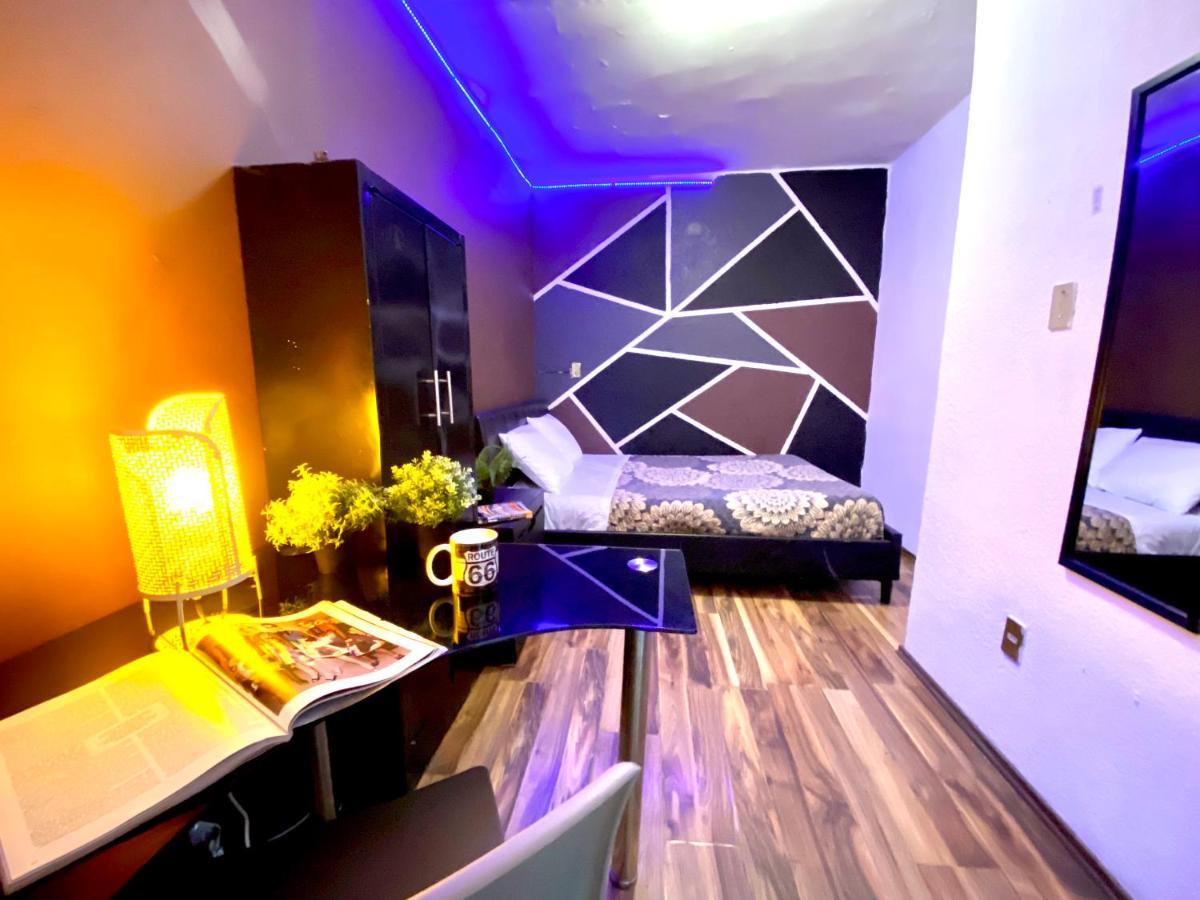 Hostal Roomies Condesa