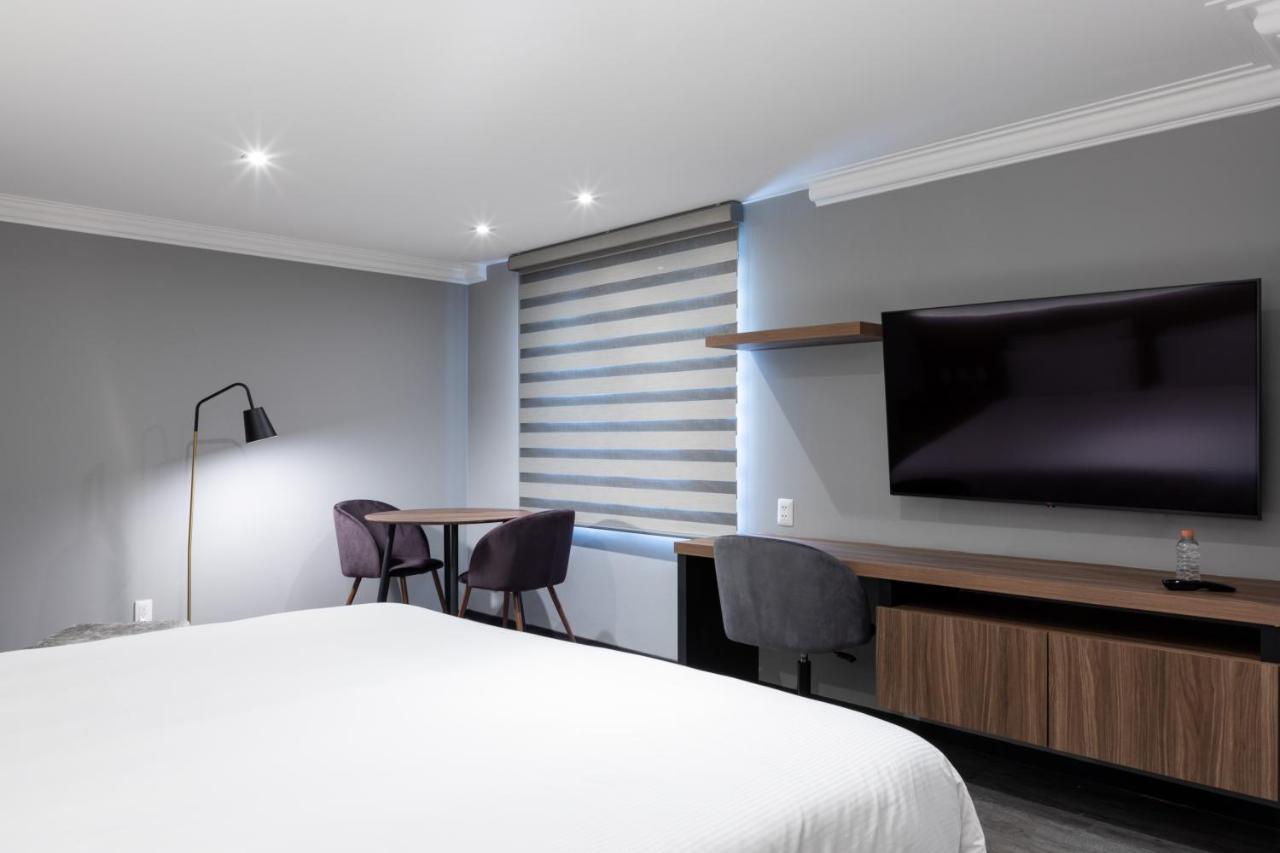 Capitalia - - Polanco - Julio Verne Apartahotel *