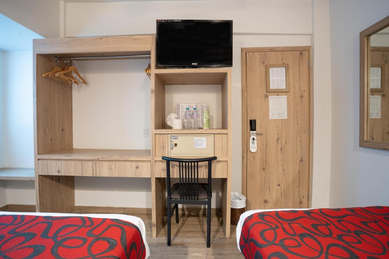 Roble Hotel 3*