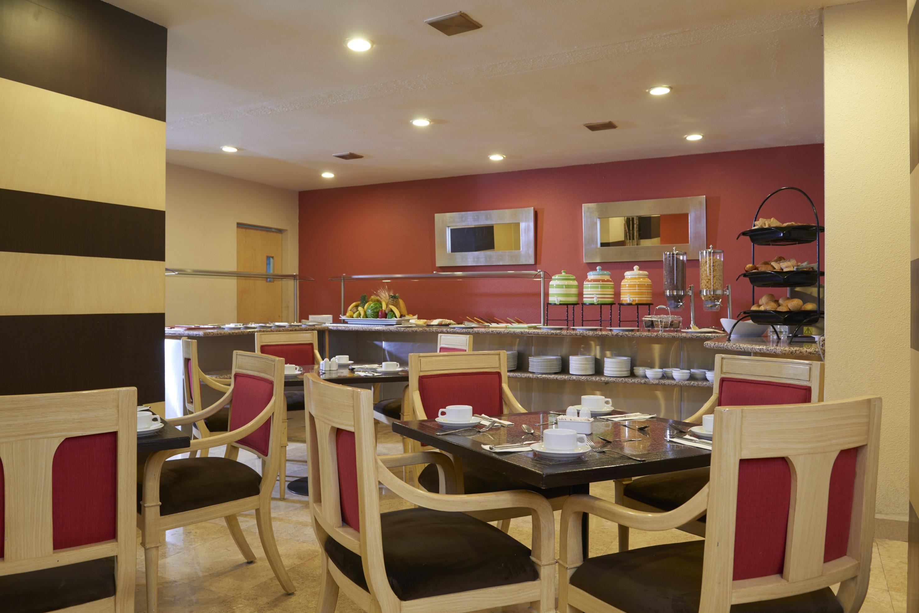 Royal Reforma 4*