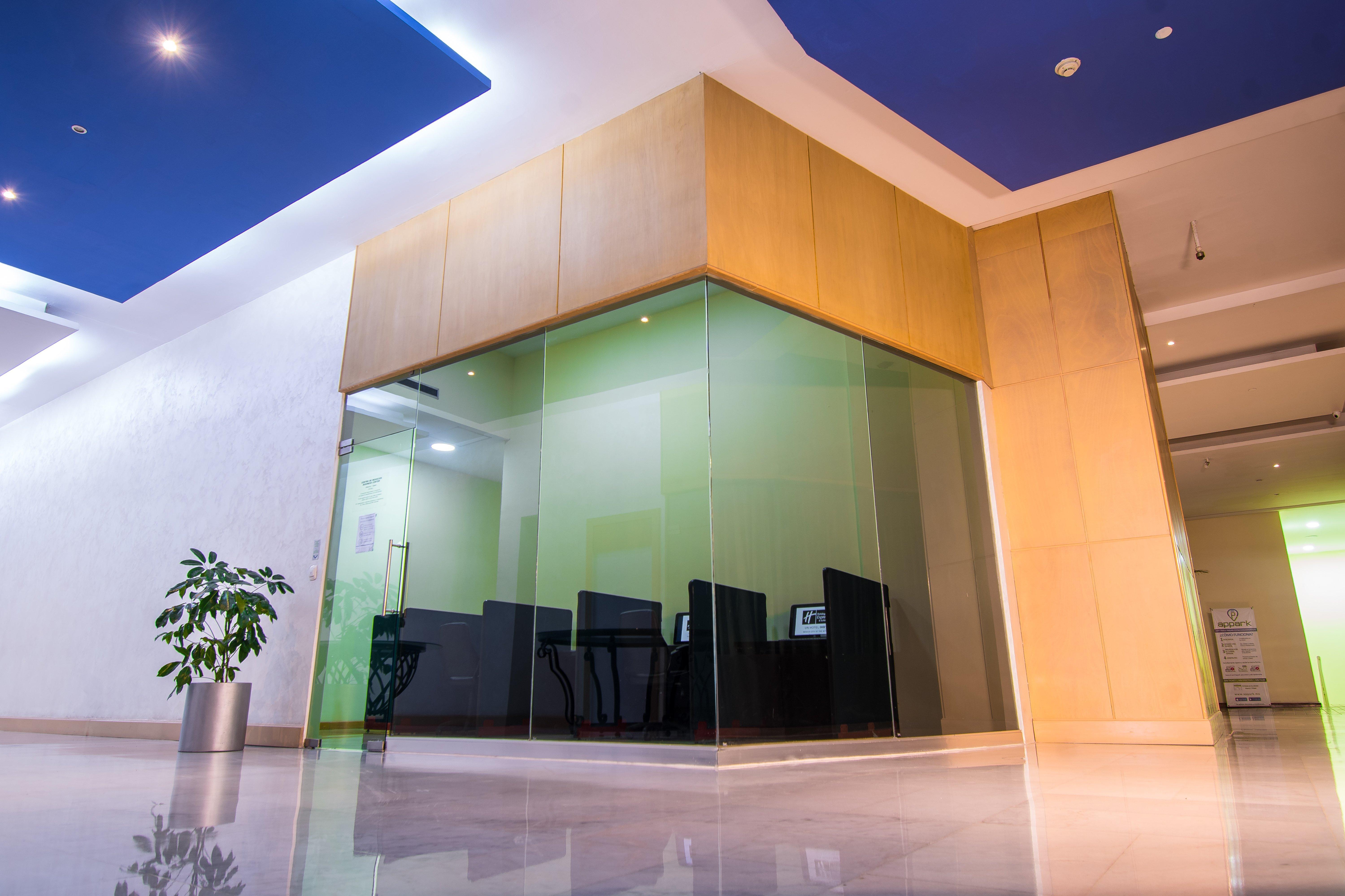 Bel Air Business Wtc, Trademark By Wyndham Hotel 4*