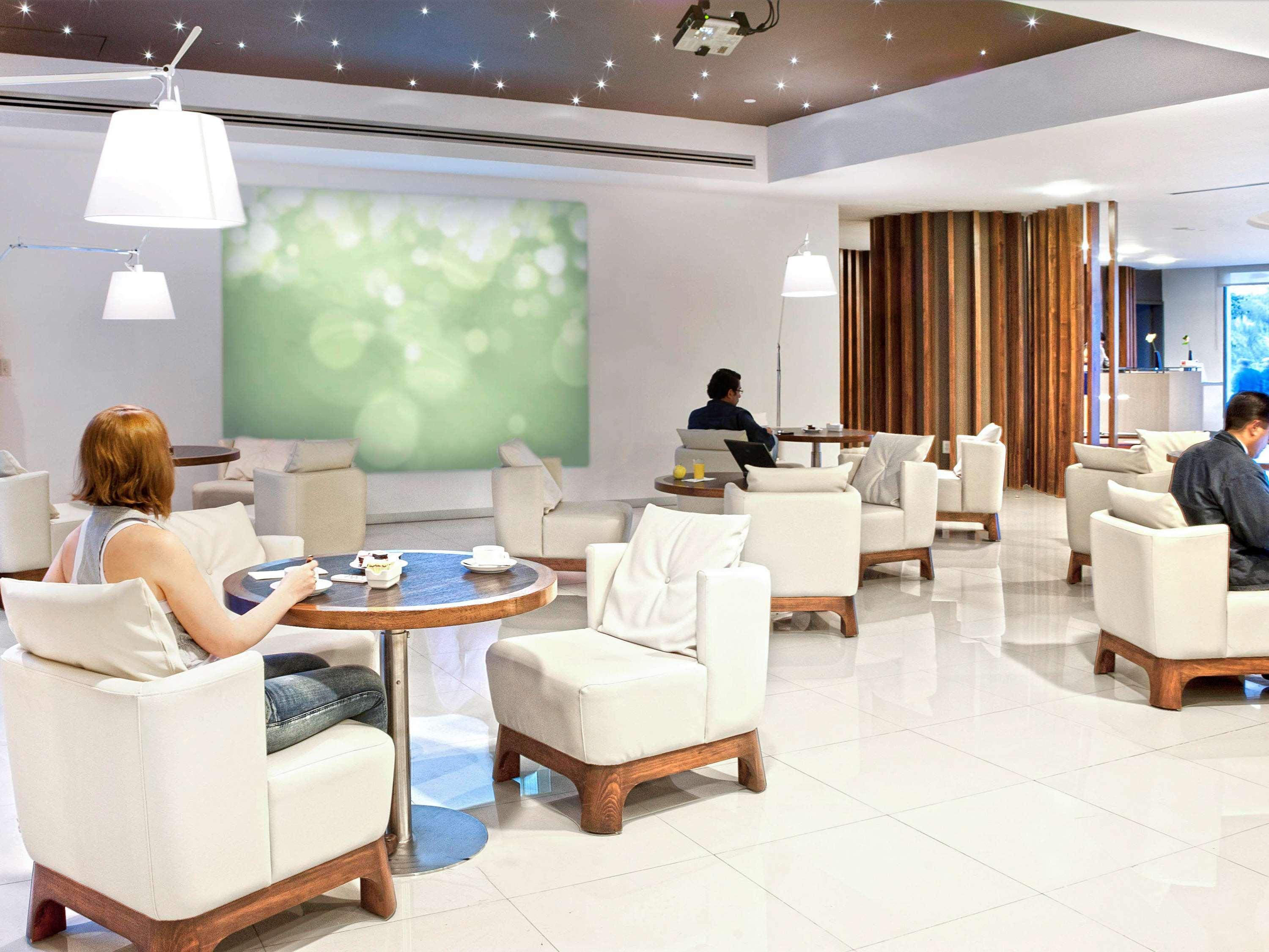 Novotel Santa Fe Hotel