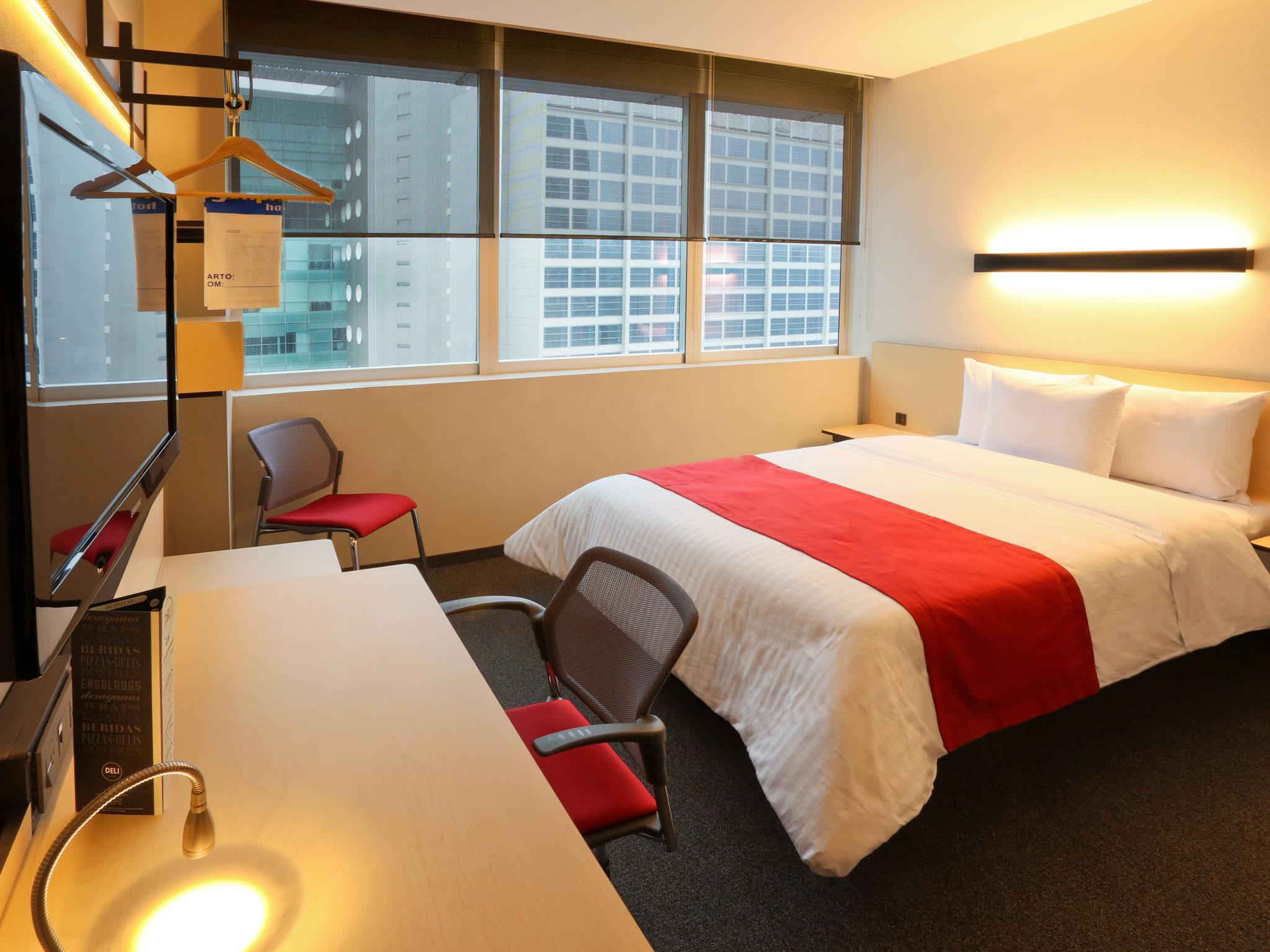 Hotel Express By Marriott Ciudad De Mexico Santa Fe
