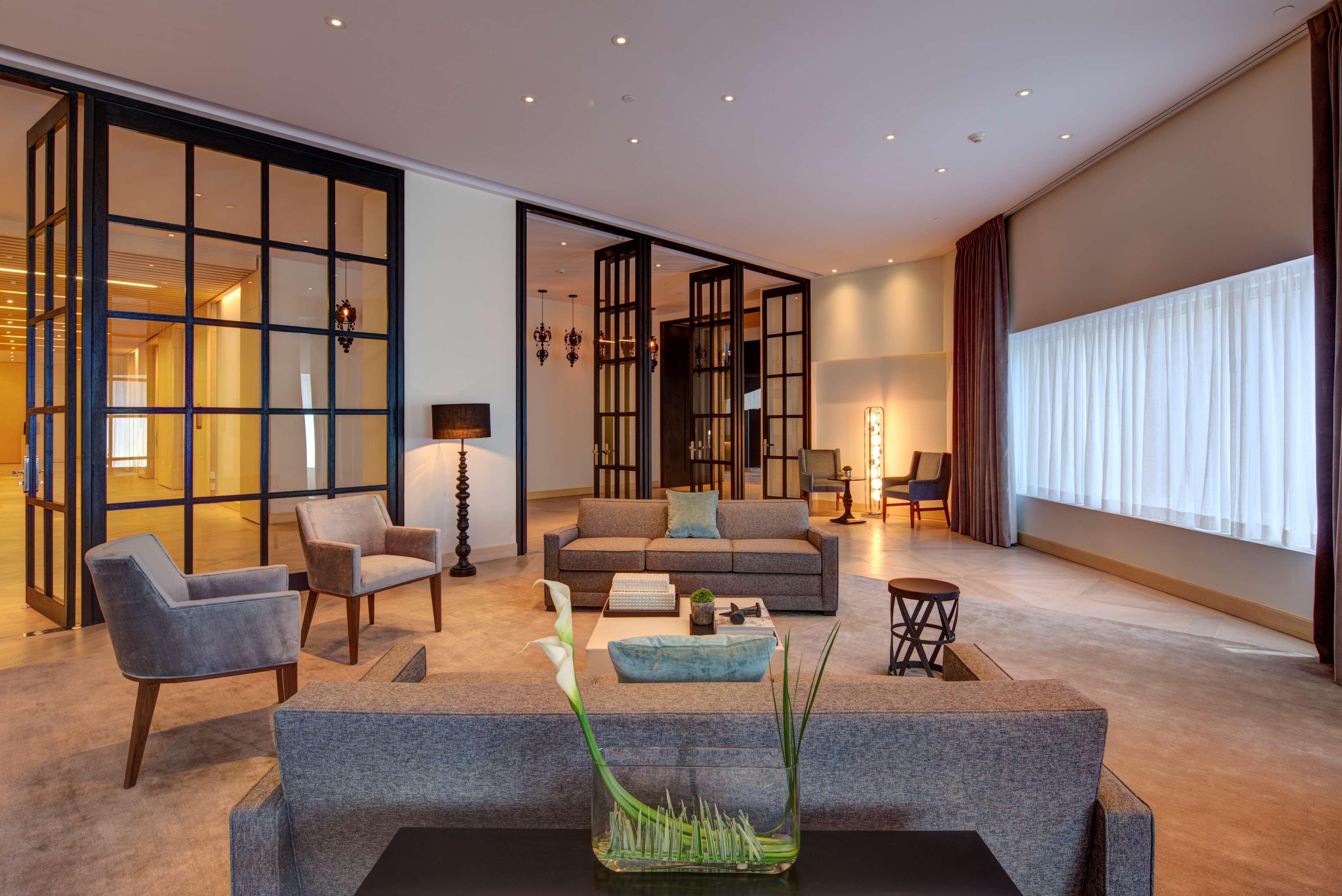 Hyatt Regency Hotel 5*