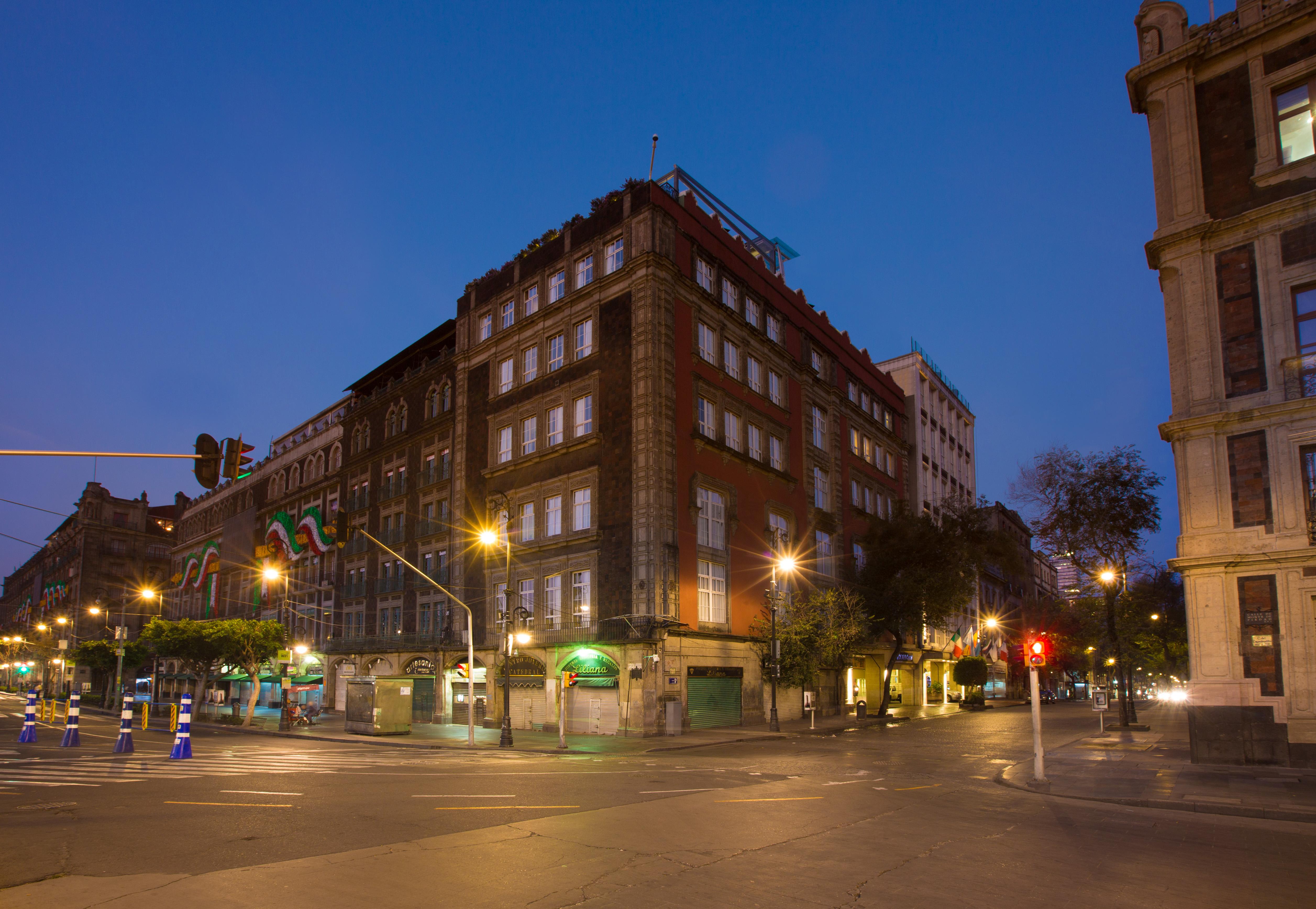 Zocalo 4*