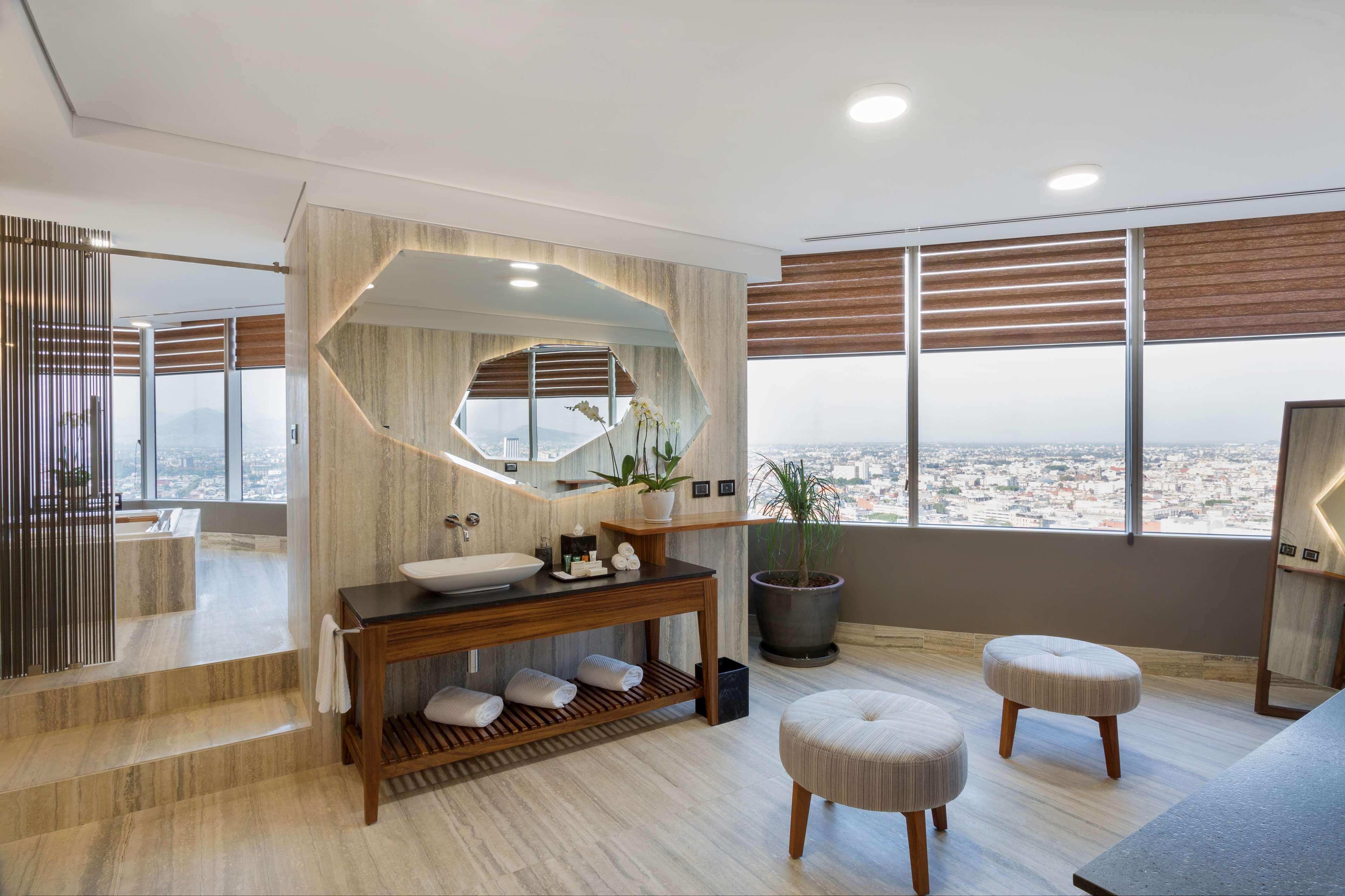 Hilton Reforma 4*