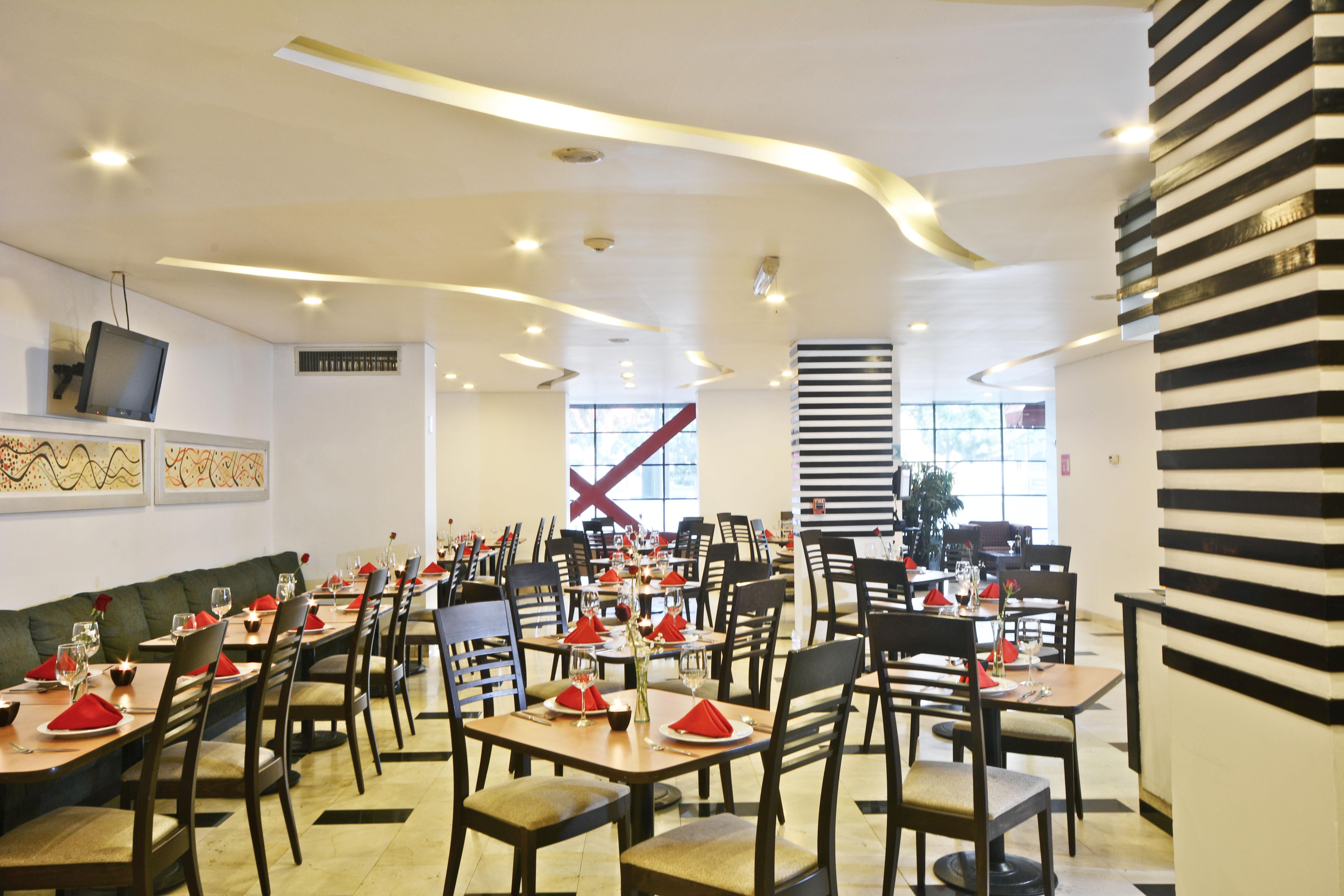 & Pf Hotel