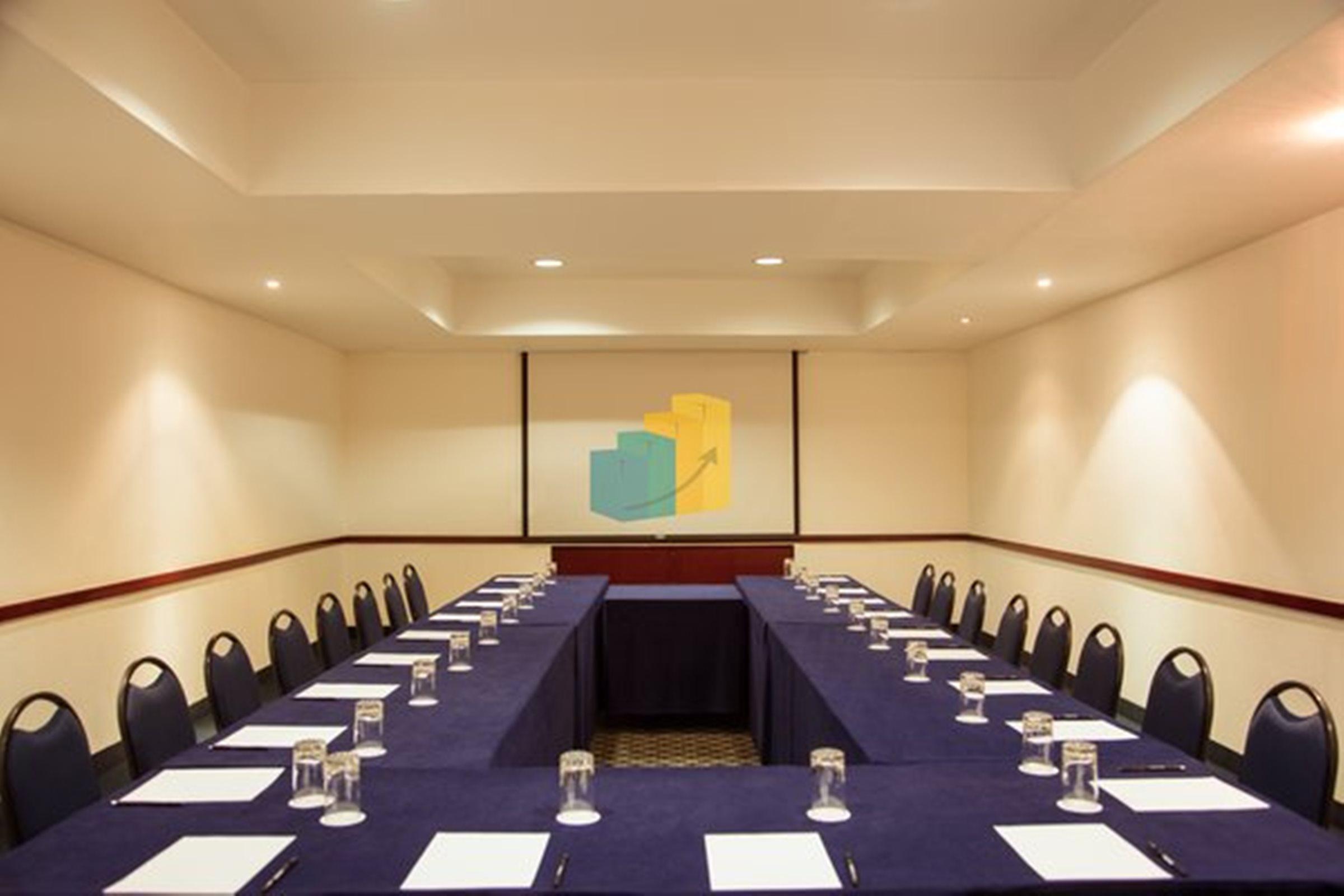 Hotel Fiesta Periferico Sur 4*