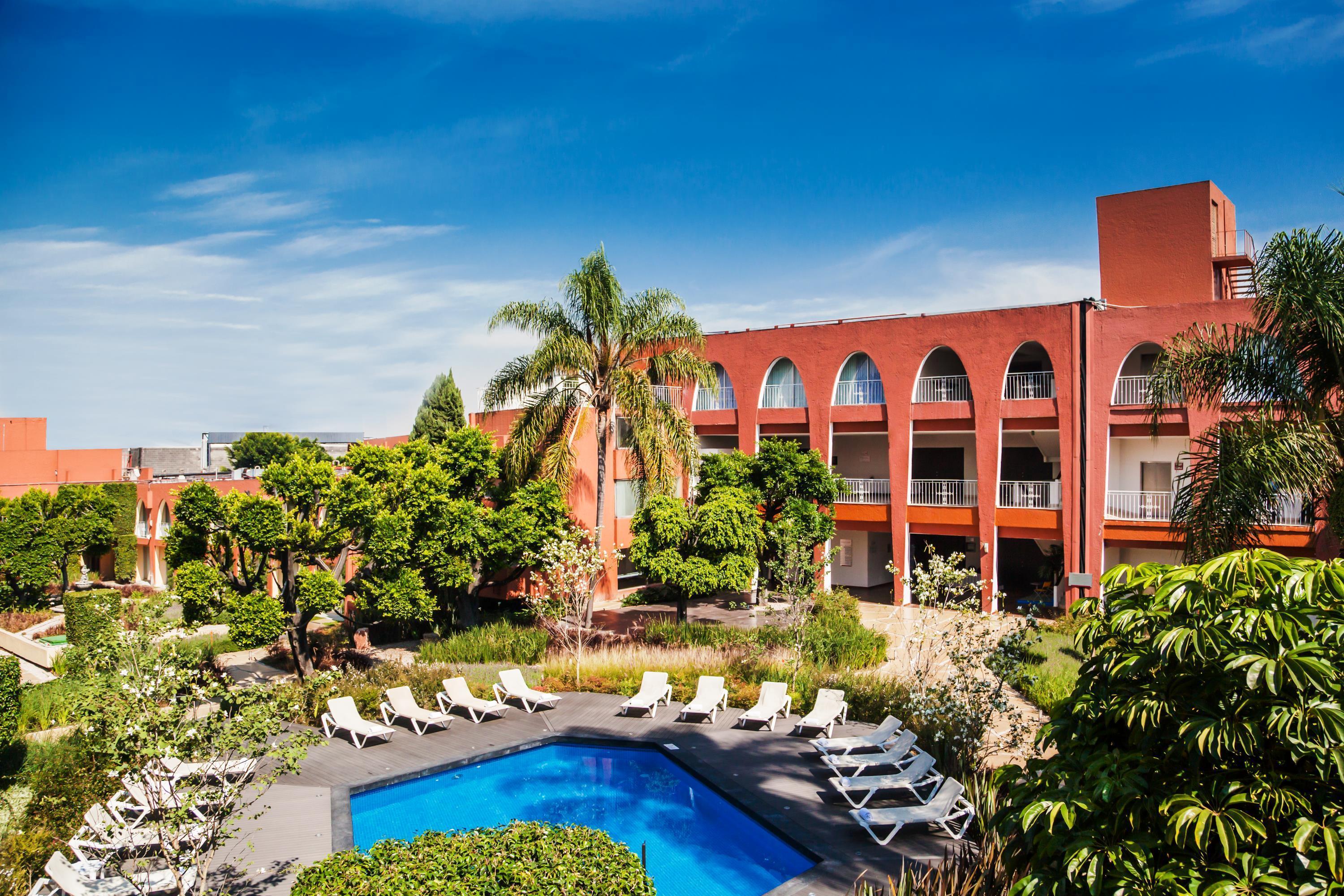 Hotel Fiesta Aeropuerto Cd 3*