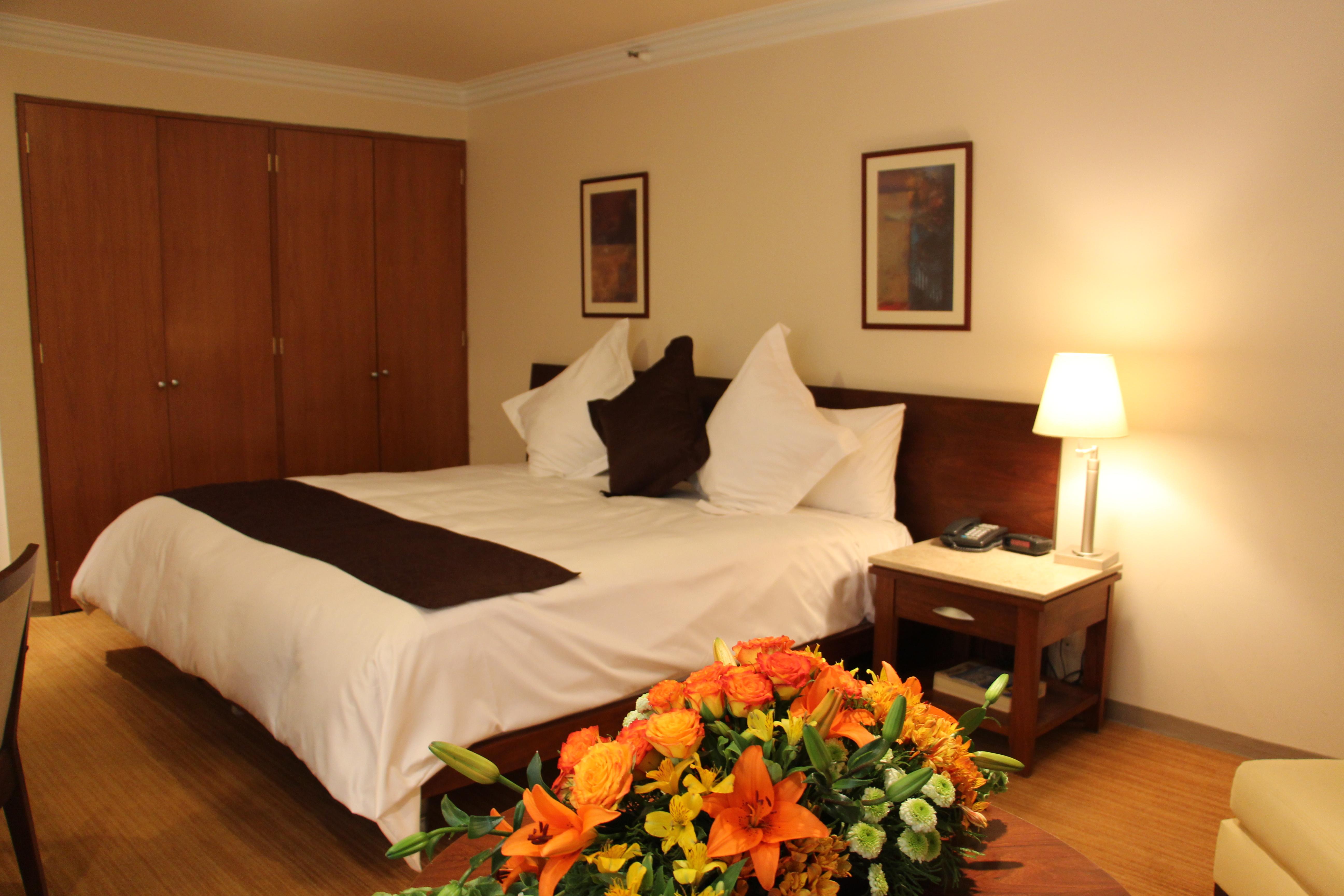 Obelisk Hotel