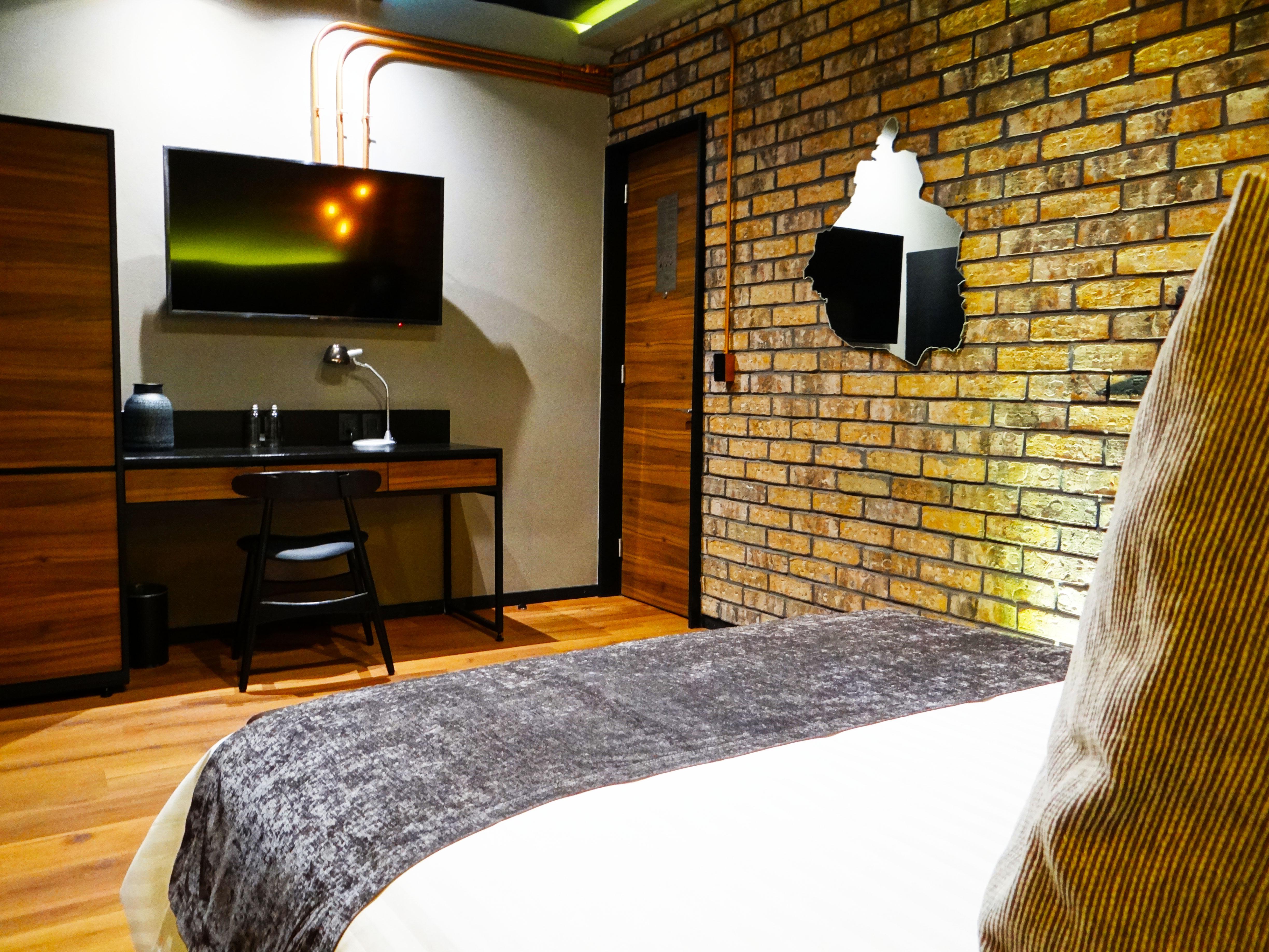Cadillac Boutique 4*