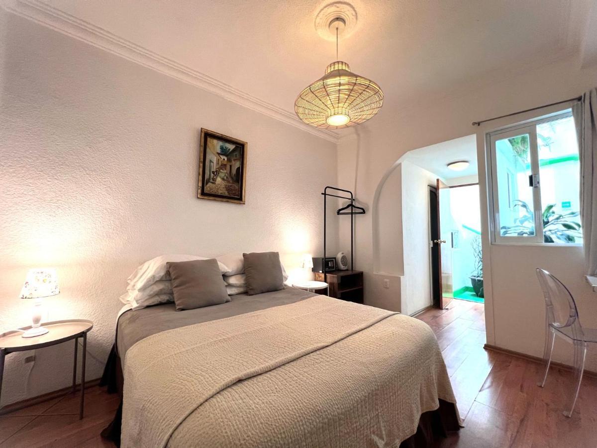 Bed & Breakfast Condesa And 3*
