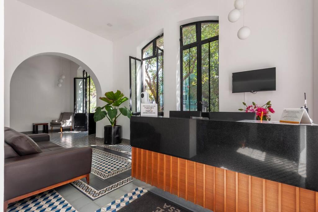 Apartment Beautiful Loft. King Size Bed. 150 Mbps Internet. *