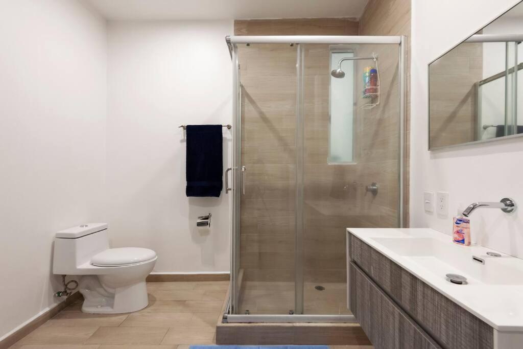 Apartment Beautiful Loft. King Size Bed. 150 Mbps Internet. *