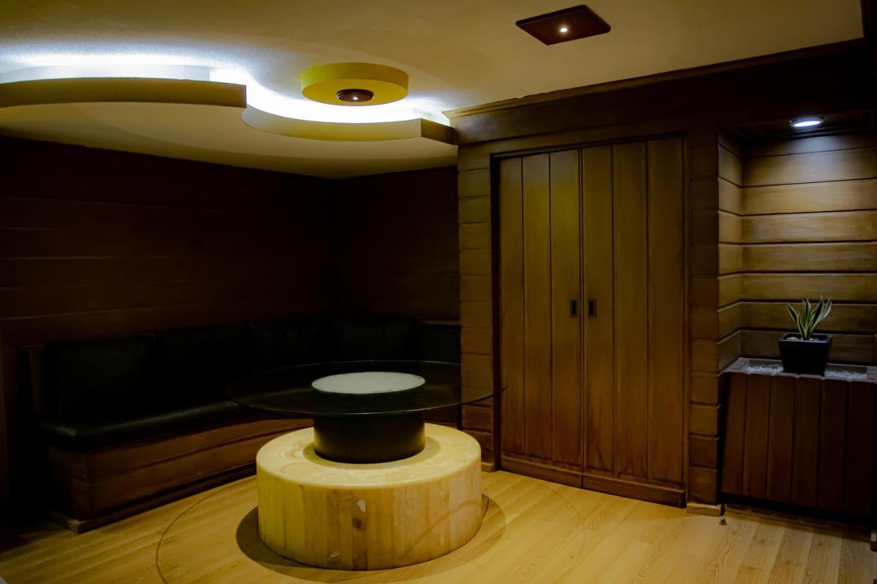 Contadero Y Hotel 4*