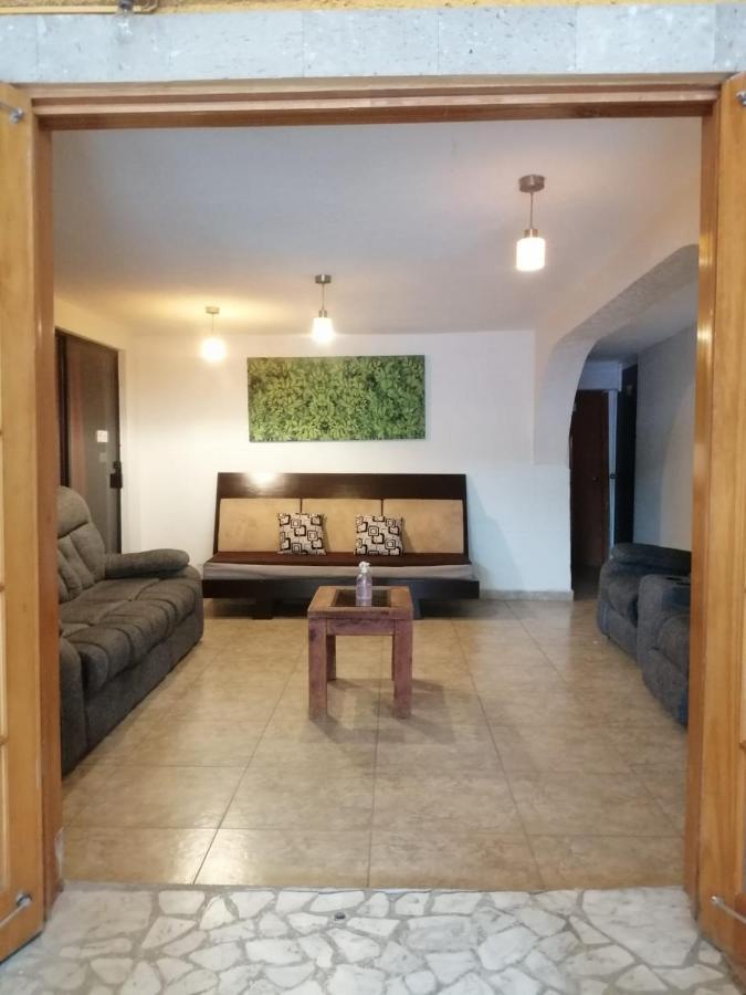 Casita Del árbol Habitación en casa particular *
