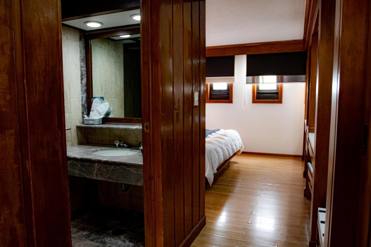 Hotel Contadero Y 4*