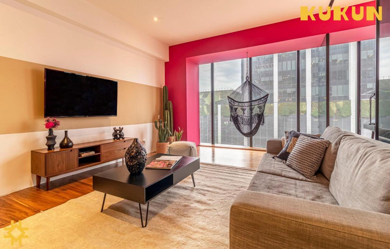 Kukun-reforma, Magenta Apartamento