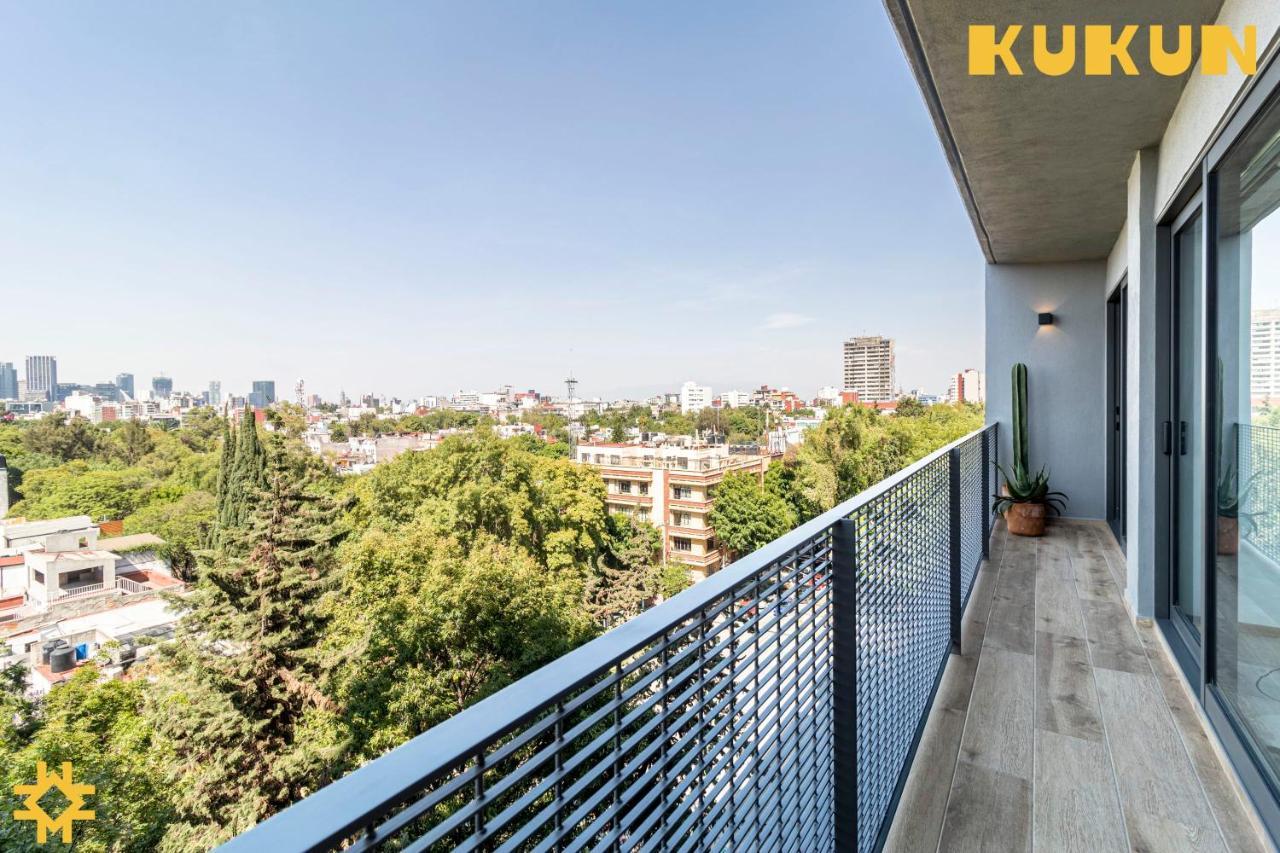 Kukun Condesa Taman México DF