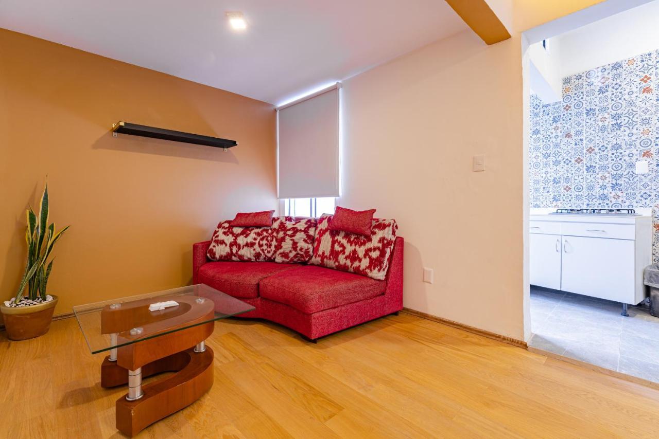 Anzures Black House Hotel
