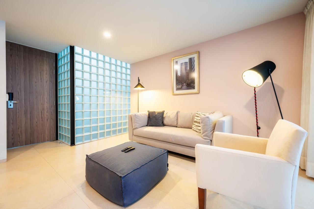 Capitalia Living - - Céfiro Cinco Apartahotel