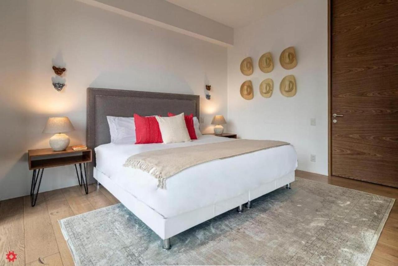 Kukun-reforma, Magenta Apartamento