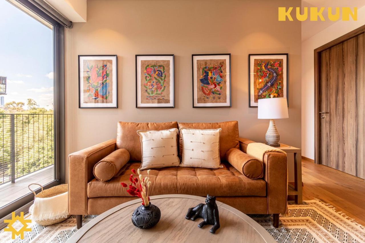 Kukun Condesa Taman *