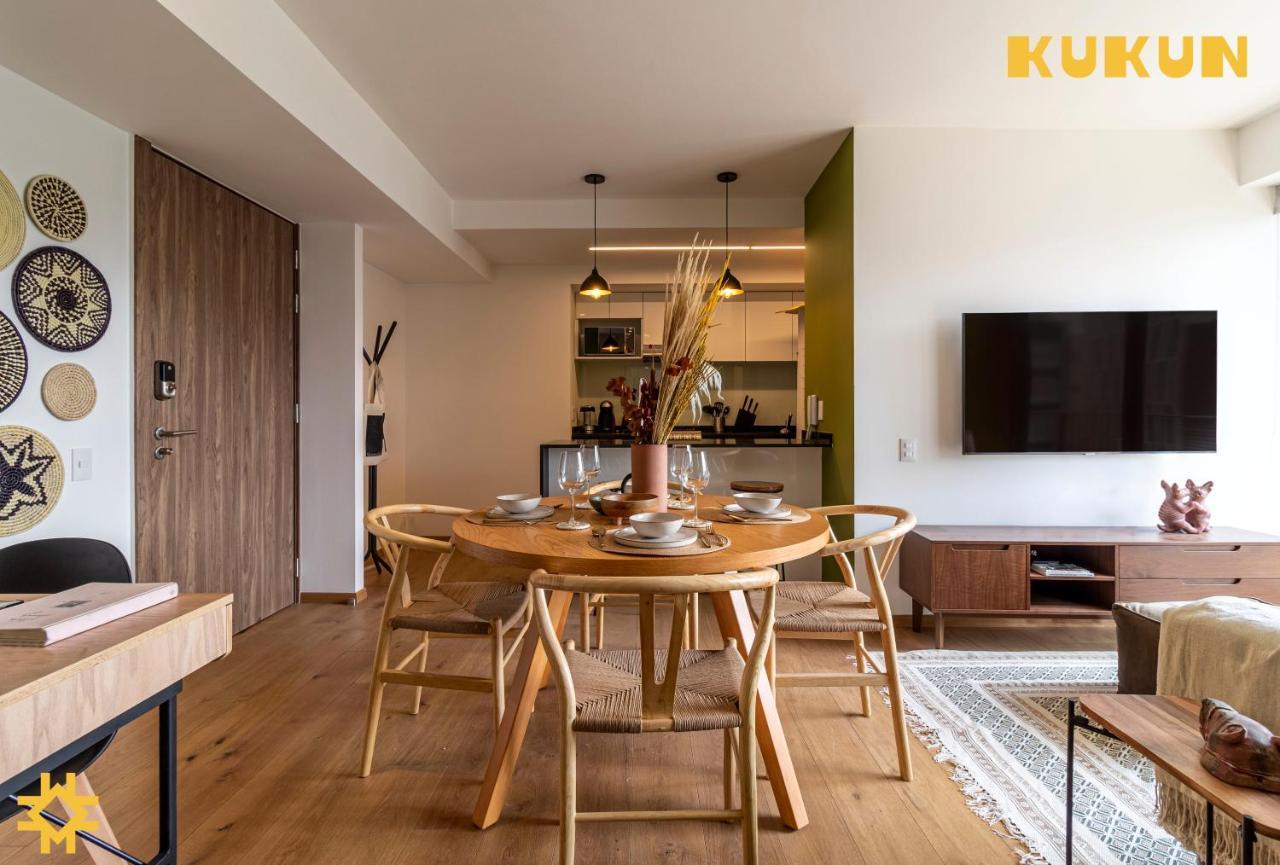 Kukun Condesa Taman México DF