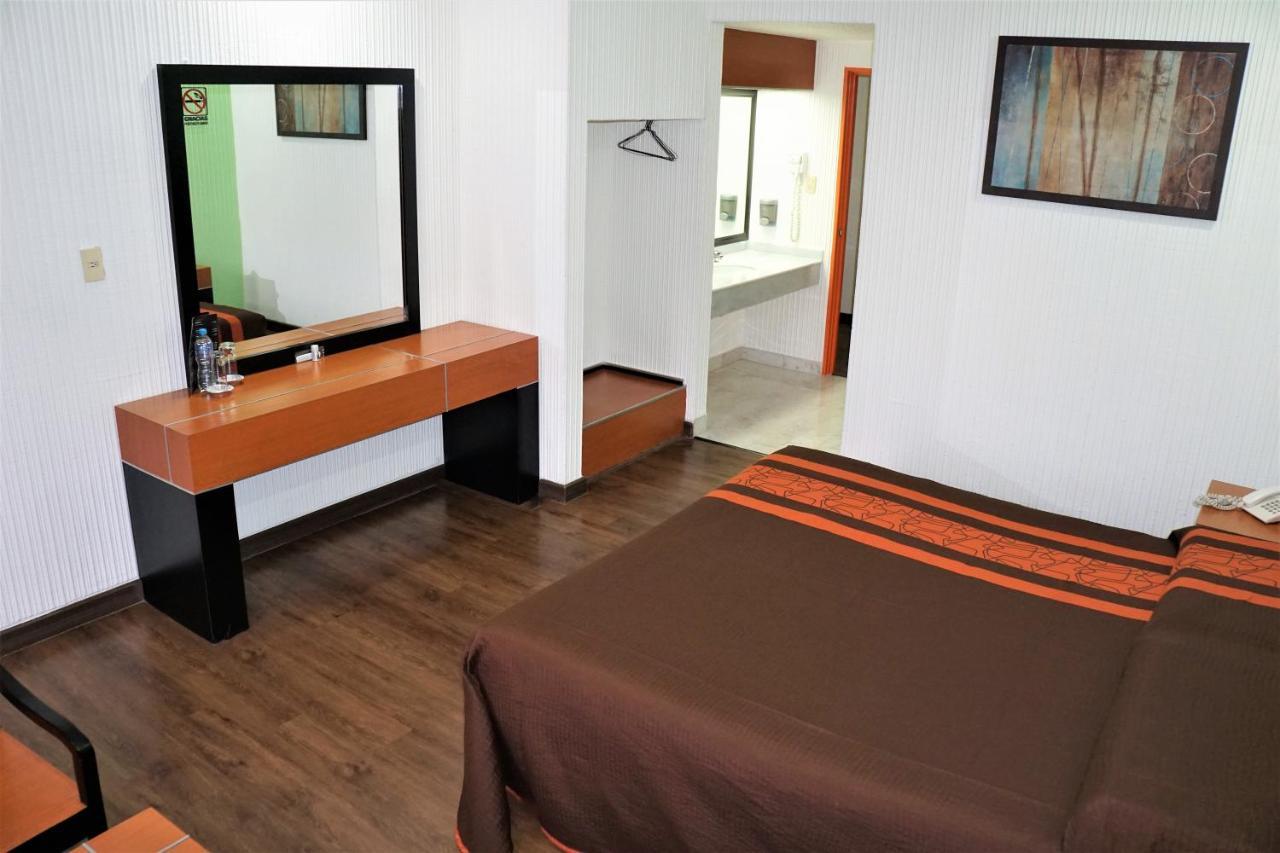 Hotel Castro *