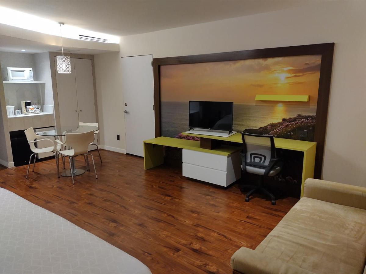 Bel Air Business Wtc, Trademark By Wyndham 4* Mexico City