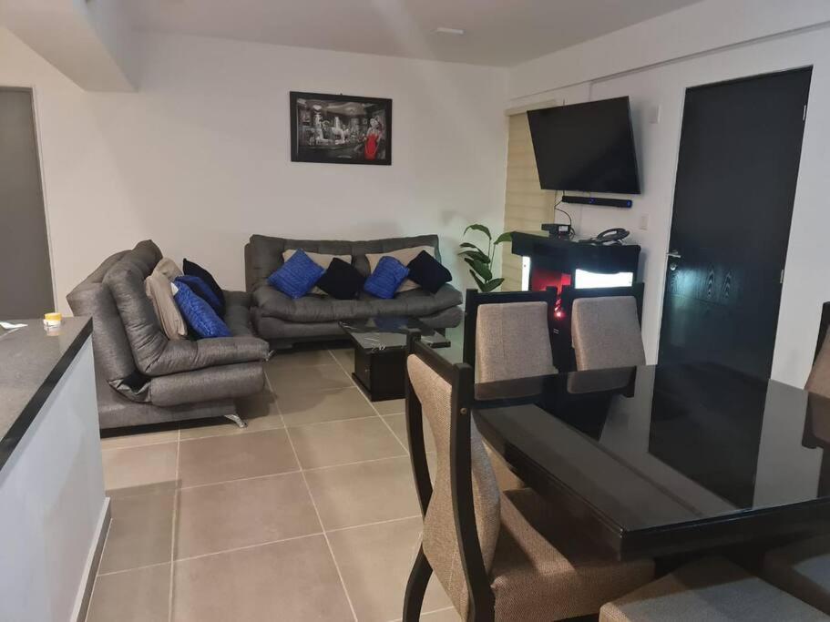 Apartamento Se Renta Por Dia Departamento En El Centro *